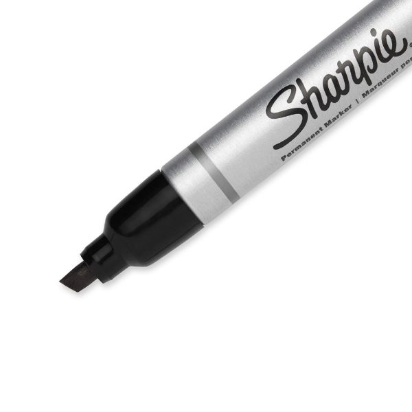 Picture of Metal Perm Marker w/ Durable Chisel Tip. Tough Durable