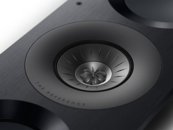 Picture of THX Reference Meta Rectangle In-Wall Speaker w/ 4x 6.5'' 1x 5.25'' (MF) 1x 1'' (HF)