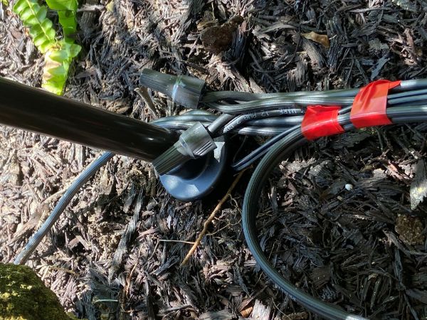 Picture of 24A Grey/Orange WeatherProof Twister Connector 25pc Card.