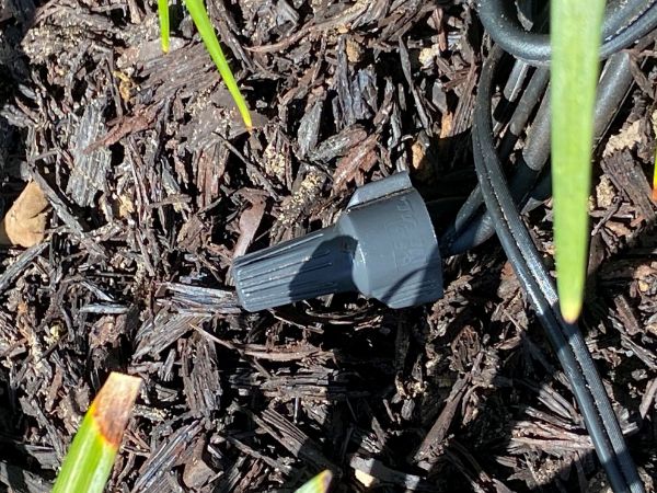 Picture of 24A Grey/Orange WeatherProof Twister Wire Connector 150pc Jar Up to 2.5mm2 Wire