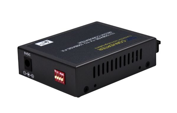 Picture of 10/100Base-TX to 100Base-FX SC Multimode Media Converter. Fast Ethernet