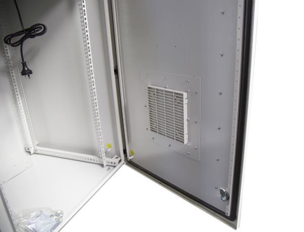 Picture of 18RU Vented Outdoor Wall Mount Cabinet 611x425x915 IP45 rated Lockable front door