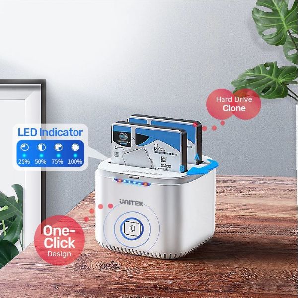 Picture of Dual-Bay SATA 2.5'' SyncStation Docking Station. DAS/ Cloud Storage Center