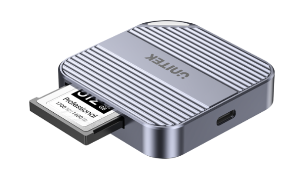 Picture of MagSafe Magnetic CF Express Reader for iPhone 16/15 USB-C 10Gbps USB3.2 GEN2