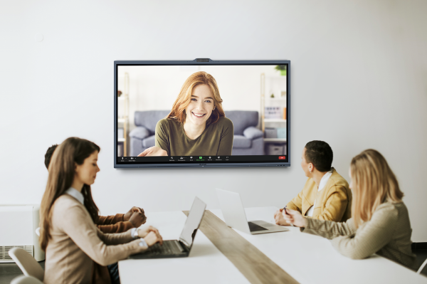 Picture of MAXHUB 86'' ViewPro Series 4K Interactive Flat Panel Screen. Dual 48MP+8MP Cameras