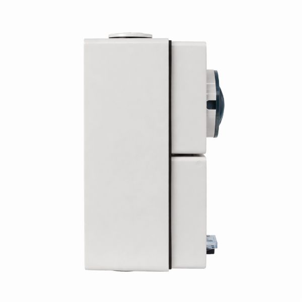 Picture of Switched Outlet 5 Pin 20A Round IP66 Stainless Steel cover fastening