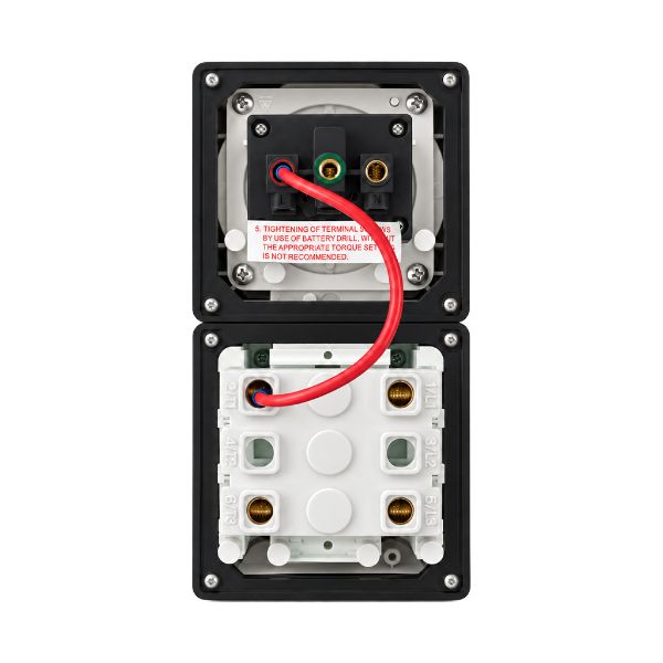 Picture of Switched Outlet 3 Pin 10A Flat IP66 Stainless Steel cover fastening